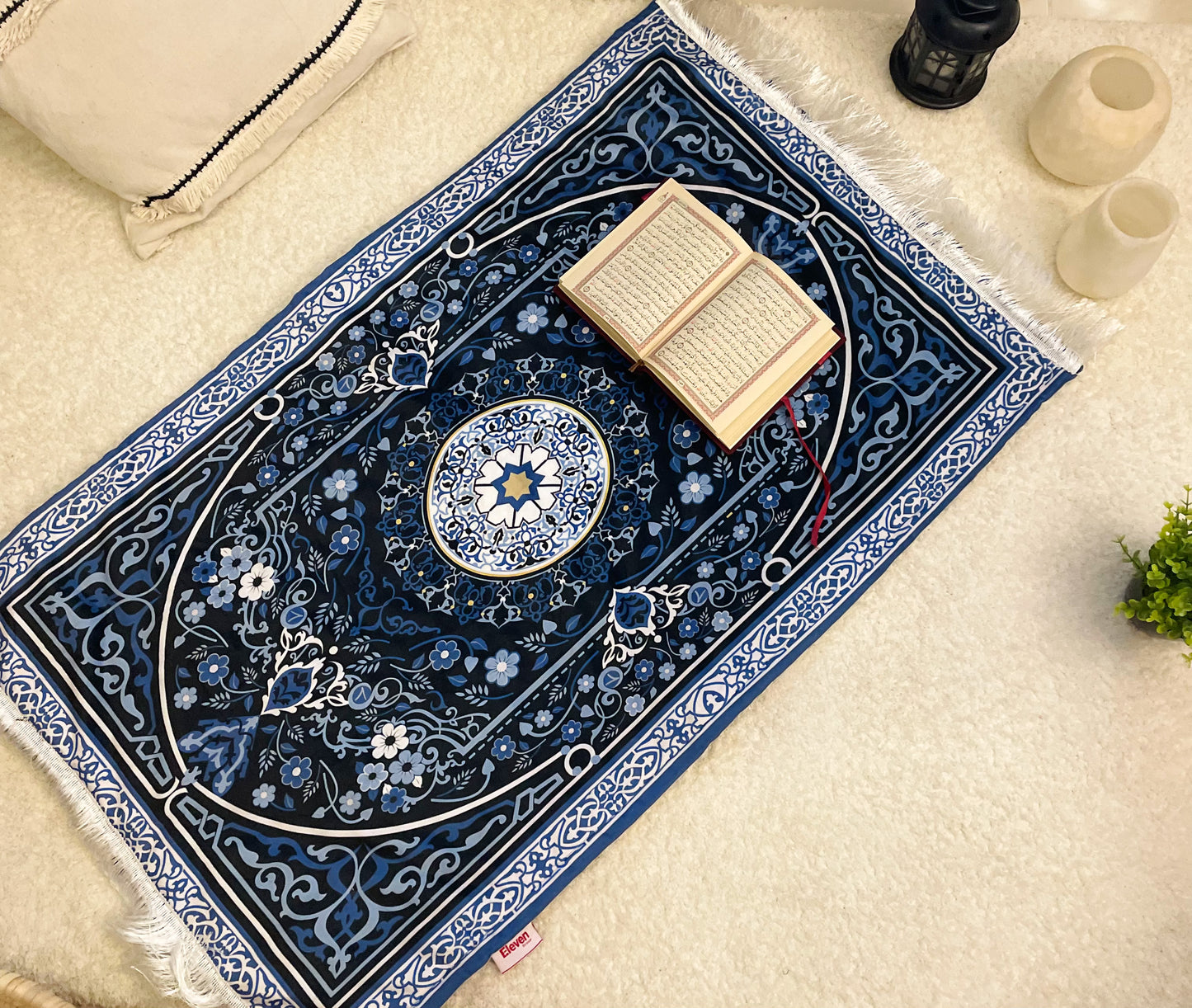 Eleven Group -Large Praying Rug_fiber Padded 70x115 Velvet