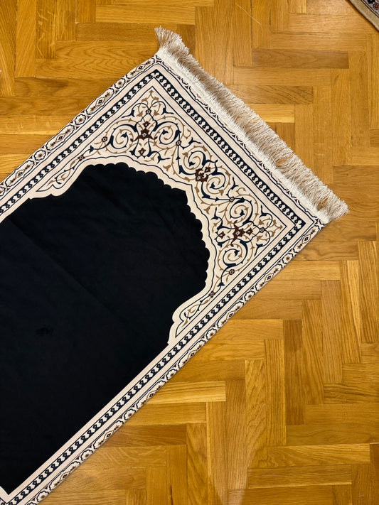 Eleven Group -Velvet Praying Rug Padded with Fiber 68x118 cm