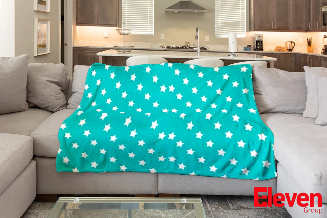 Eleven Group Blanket double layer velvet & fur 170 * 200cm.